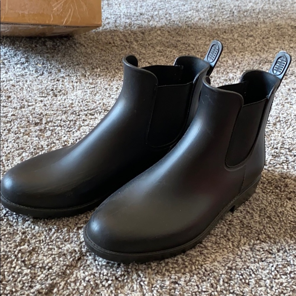Rain boots